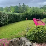 Villenzimmer Mit Eigenem Bad, Kunst Und Aussicht