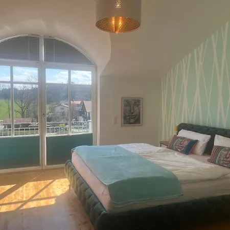 Villenzimmer Mit Eigenem Bad, Kunst Und Aussicht Homestay Munsing