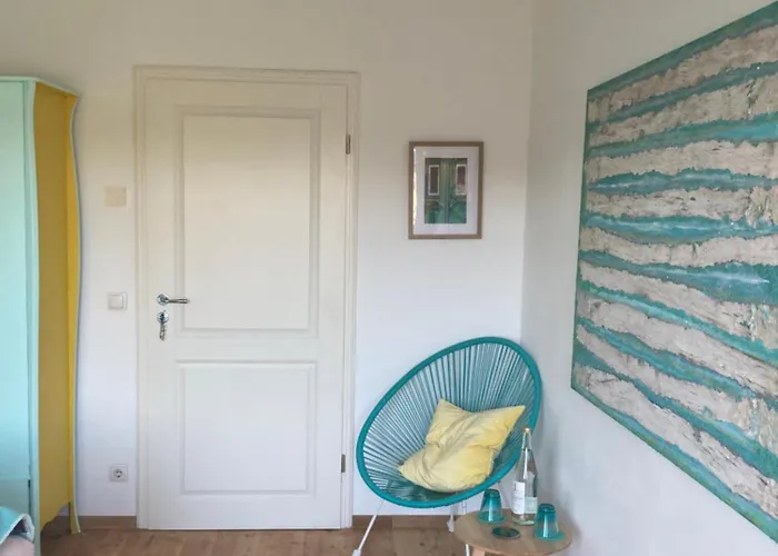 Villenzimmer Mit Eigenem Bad, Kunst Und Aussicht Accommodatie bij particulieren Münsing